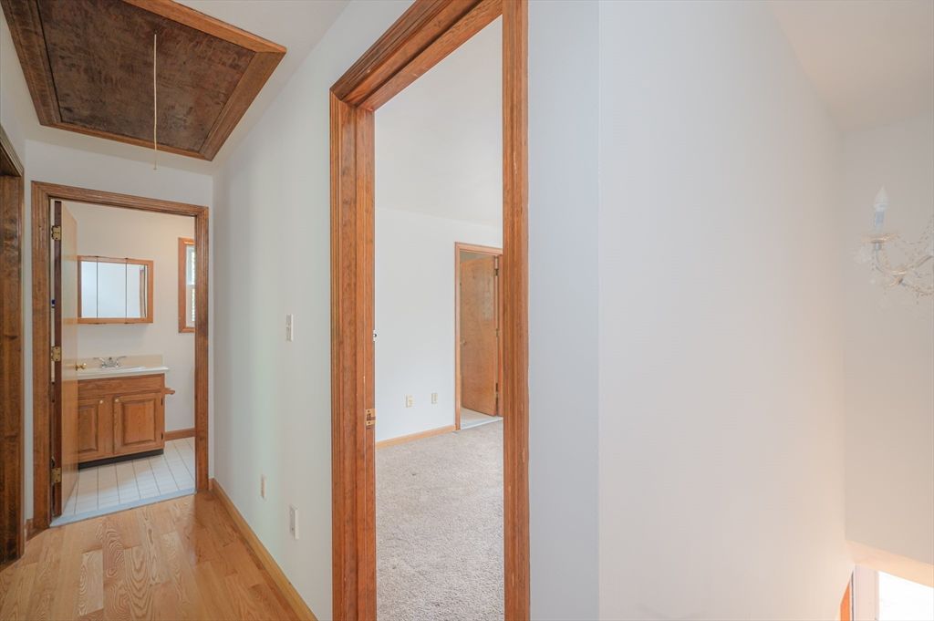 Bathroom, Interior, Wooden Ceilings, Wood Texture Flooring