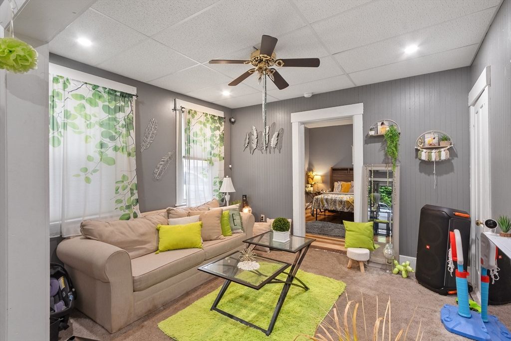 Bedroom, Interior, Living room, Recessed Lighting