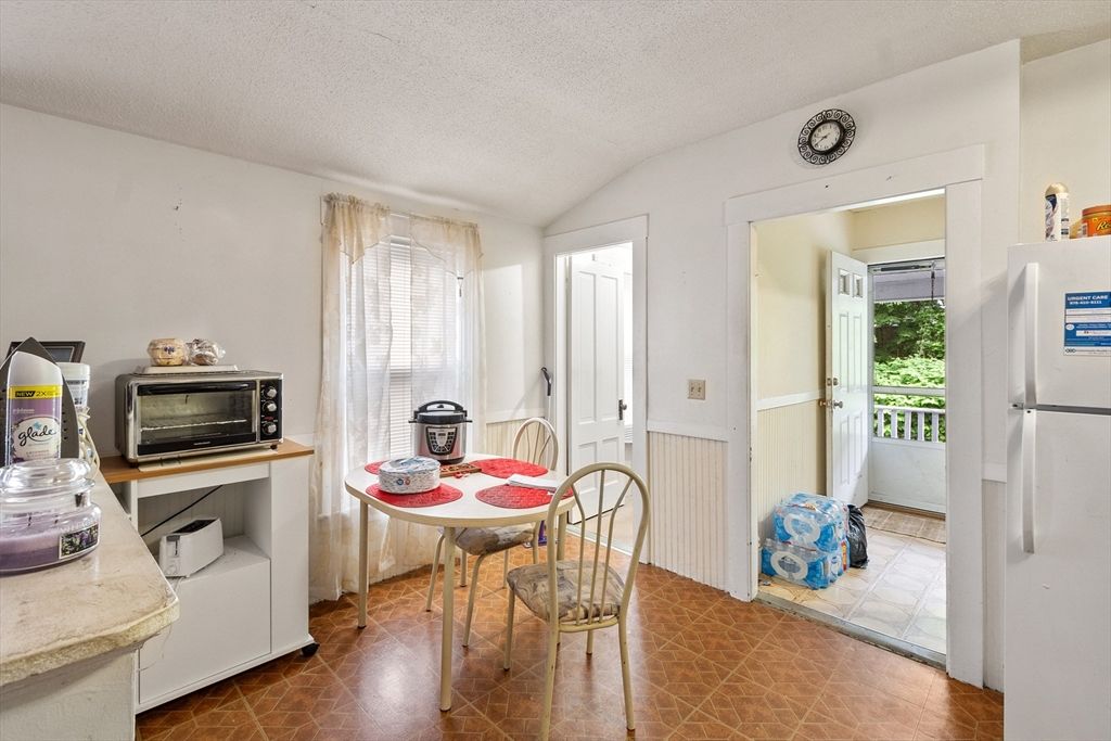 Dining room, Interior