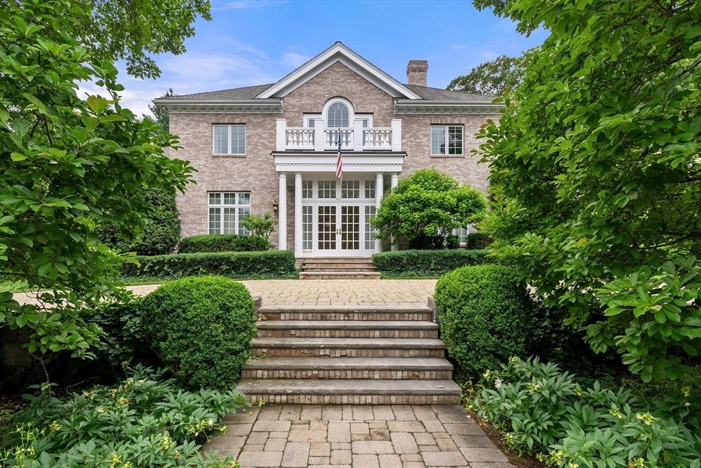 Exterior, Facade, Brick Facade, French Provincial