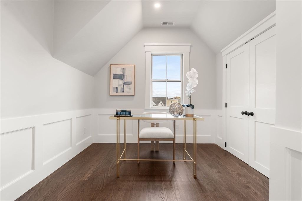 Home Office, Interior, Recessed Lighting, Wood Texture Flooring