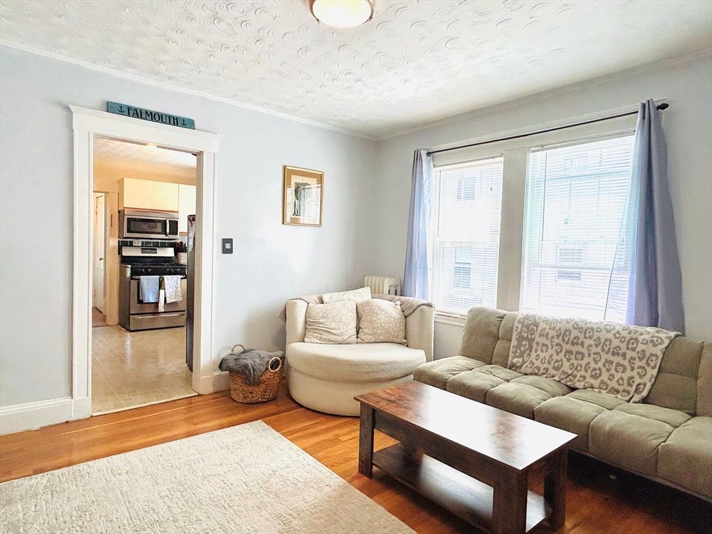 Interior, Living room, Stainless Steel Appliances, Wood Texture Flooring