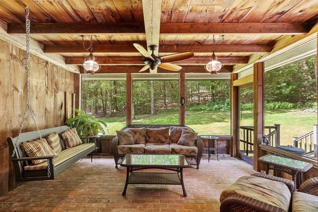 Interior, Living room, Pendant Lights, Sun Room, Wooden Beams, Wooden Ceilings, Wooden Walls