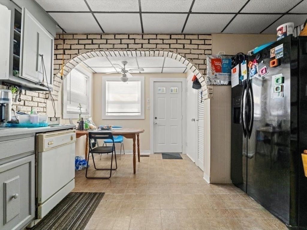 Dining room, Interior, Kitchen, Stone Walls