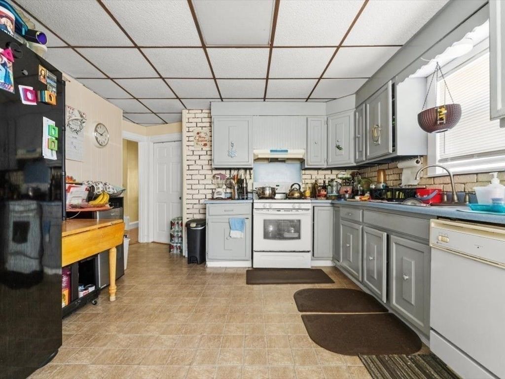 Interior, Kitchen
