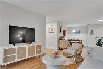 Dining room, Interior, Living room, Recessed Lighting, Wood Texture Flooring