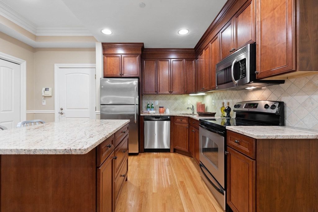 Interior, Kitchen, Recessed Lighting, Stainless Steel Appliances, Wood Texture Flooring