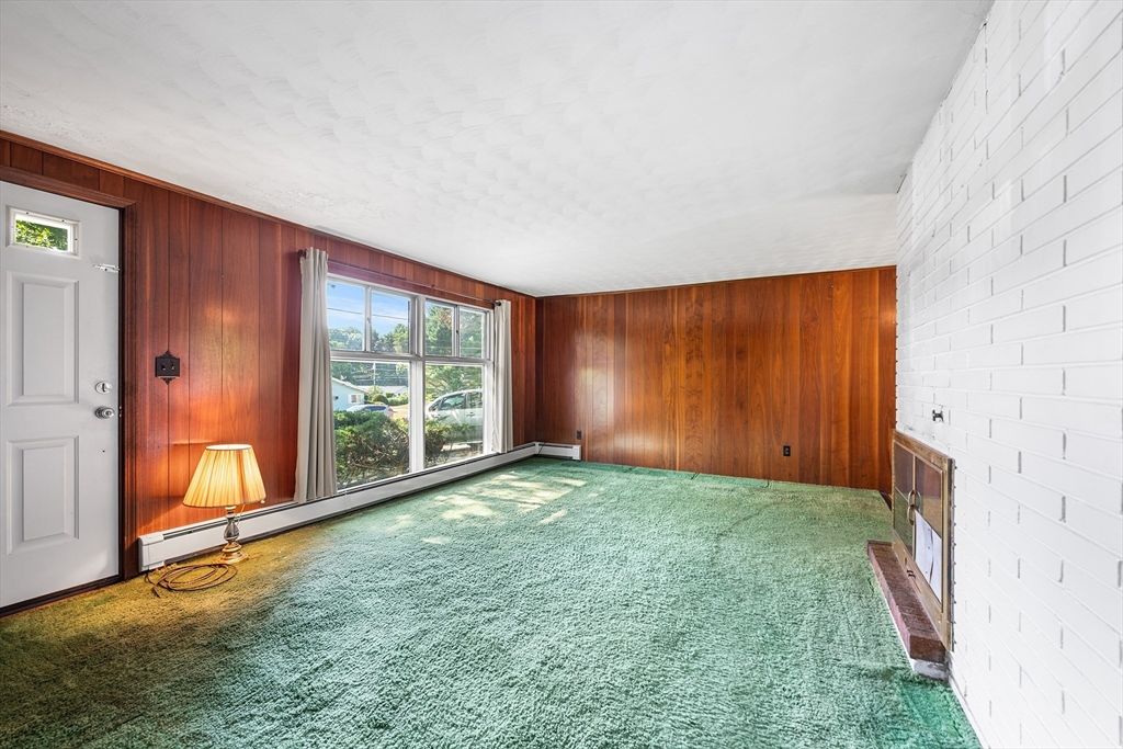 Empty room, Interior, Stone Walls, Wooden Walls