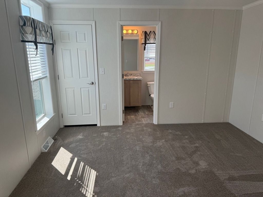 Bathroom, Empty room, Interior