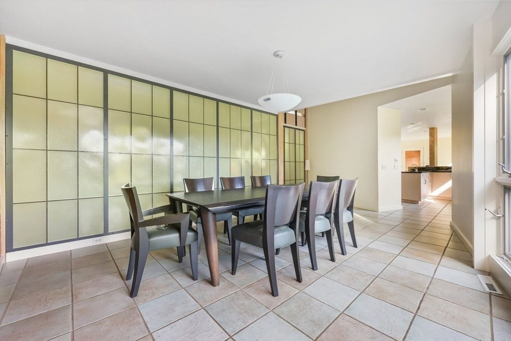 Dining room, Interior, Pendant Lights