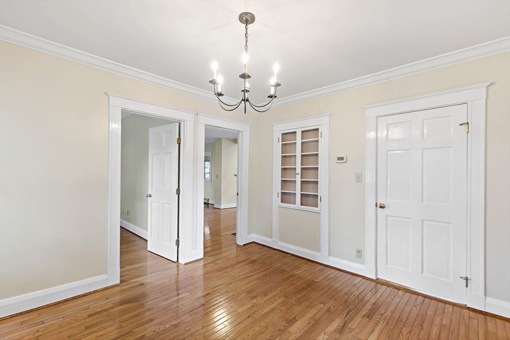 Chandelier, Empty room, Interior, Wood Texture Flooring