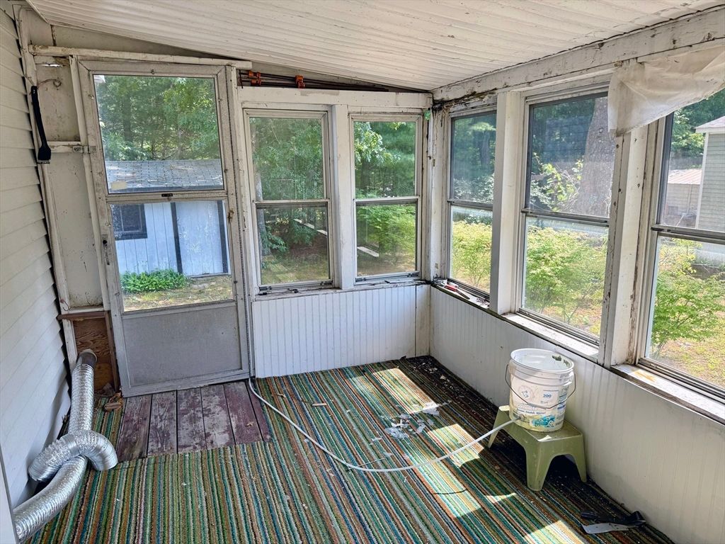 Interior, Sun Room, Wood Texture Flooring