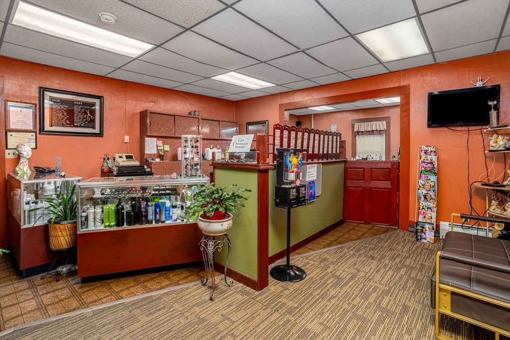 Interior, Recessed Lighting