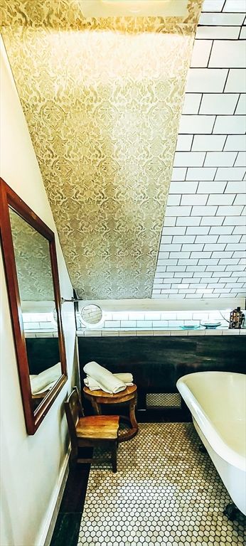 Bathroom, Free Standing Baths, Interior