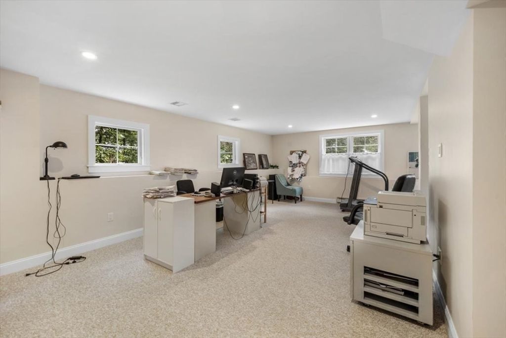 Fitness Equipment, Home Office, Interior, Recessed Lighting