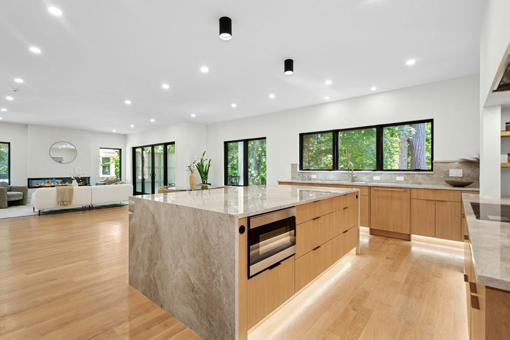 Interior, Kitchen, Living room, Recessed Lighting, Wood Texture Flooring