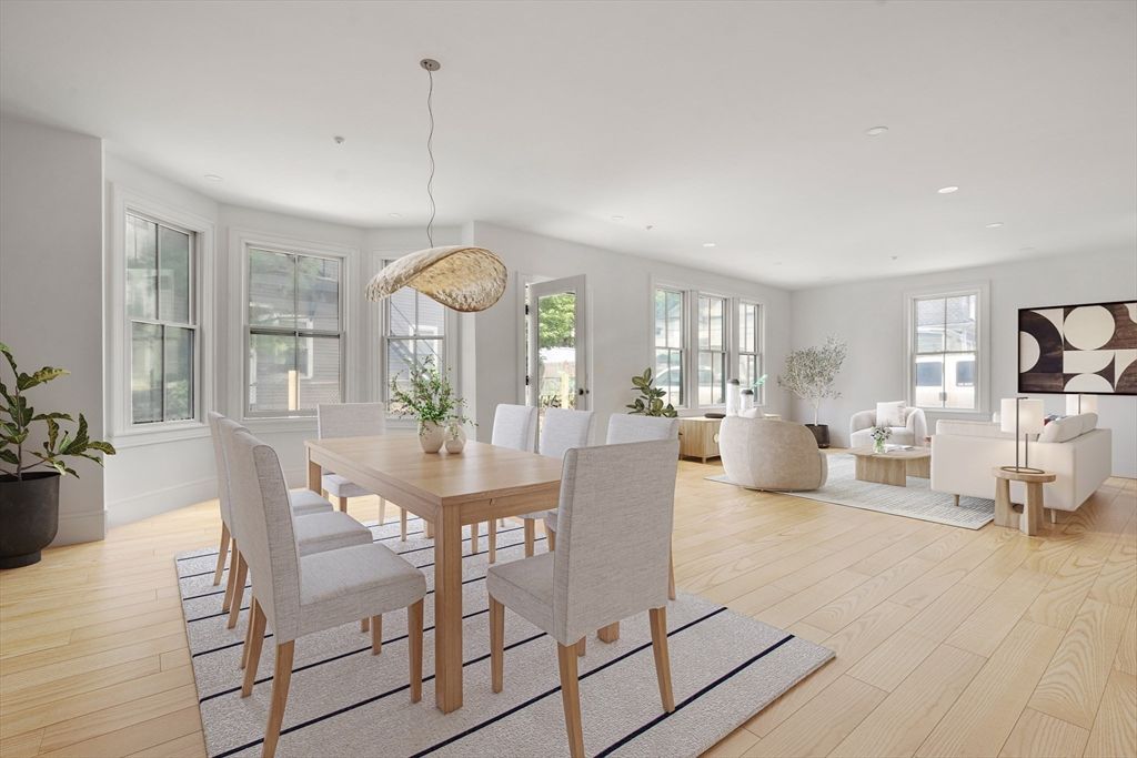 Dining room, Interior, Living room, Pendant Lights, Recessed Lighting, Wood Texture Flooring
