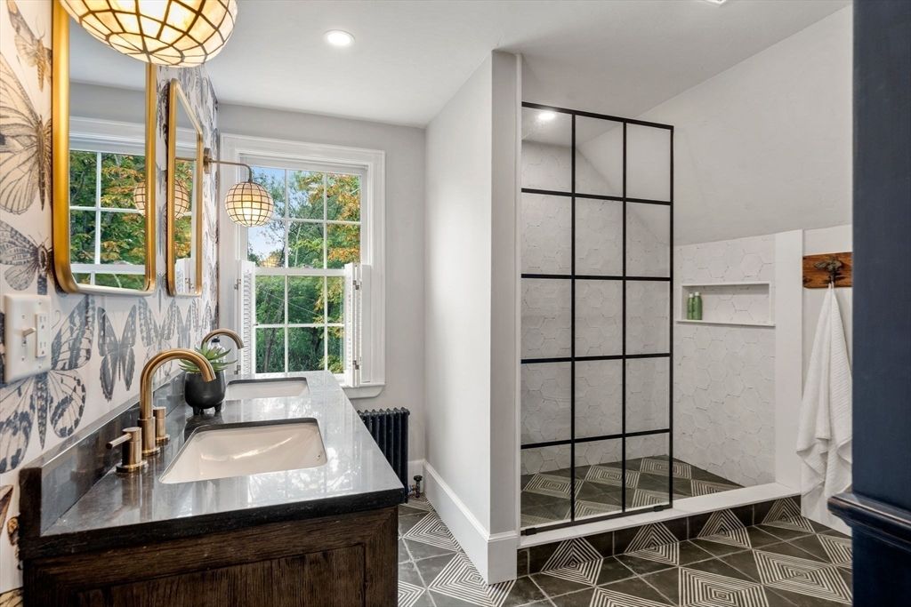 Bathroom, Interior, Pendant Lights, Recessed Lighting