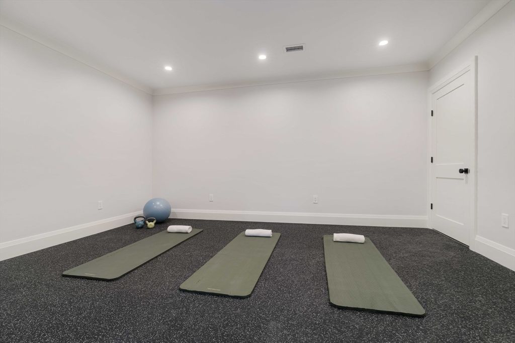 Interior, Recessed Lighting