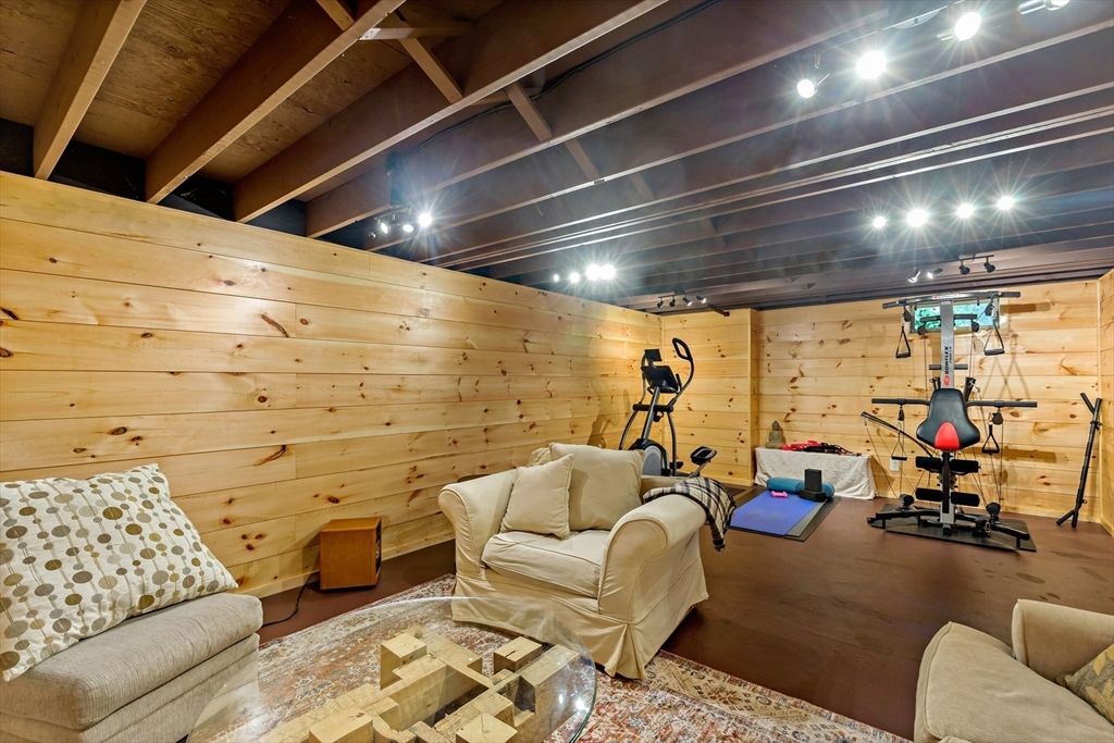 Fitness Equipment, Interior, Wooden Beams, Wooden Ceilings, Wood Texture Flooring, Wooden Walls
