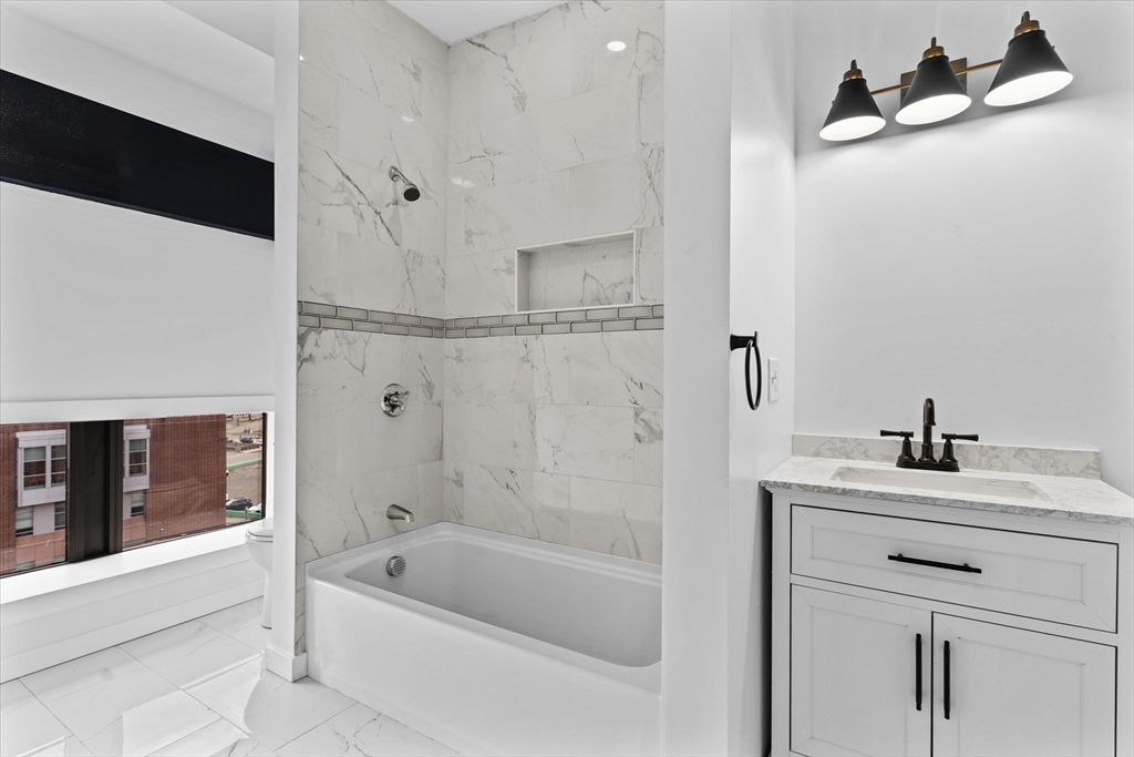 Bathroom, Interior, Marble, Marble Walls