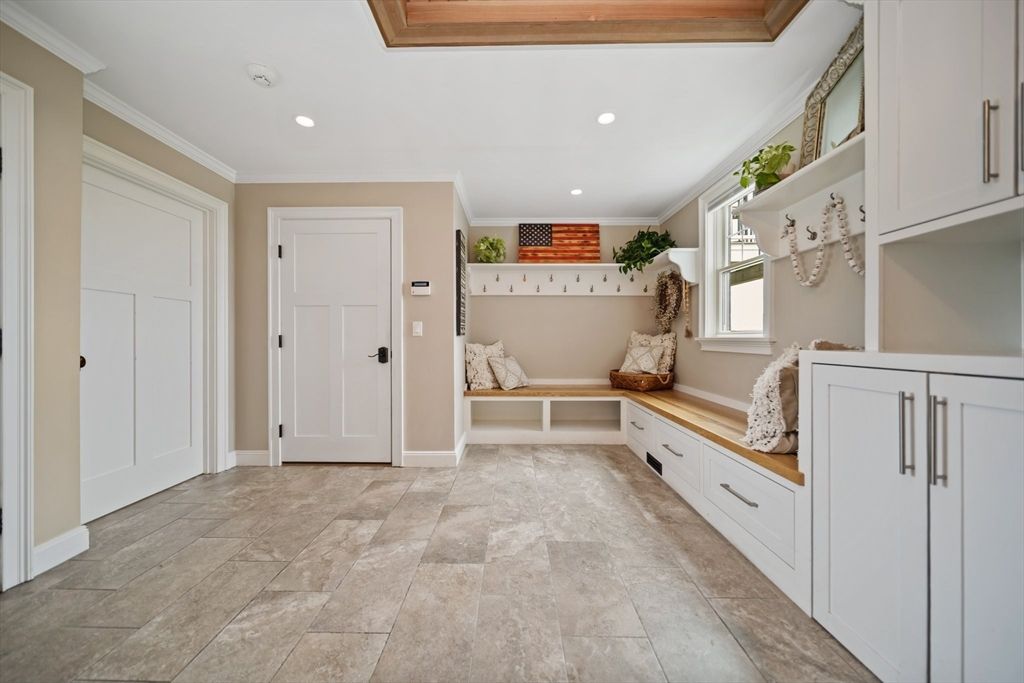 Interior, Recessed Lighting