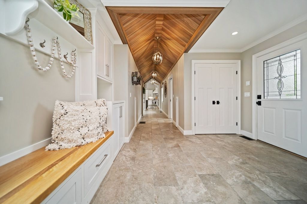 Interior, Recessed Lighting, Wooden Ceilings