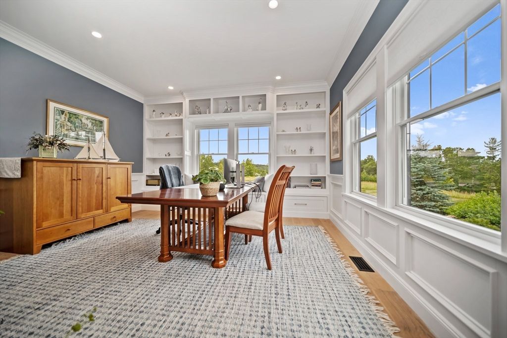 Home Office, Interior, Recessed Lighting, Wood Texture Flooring