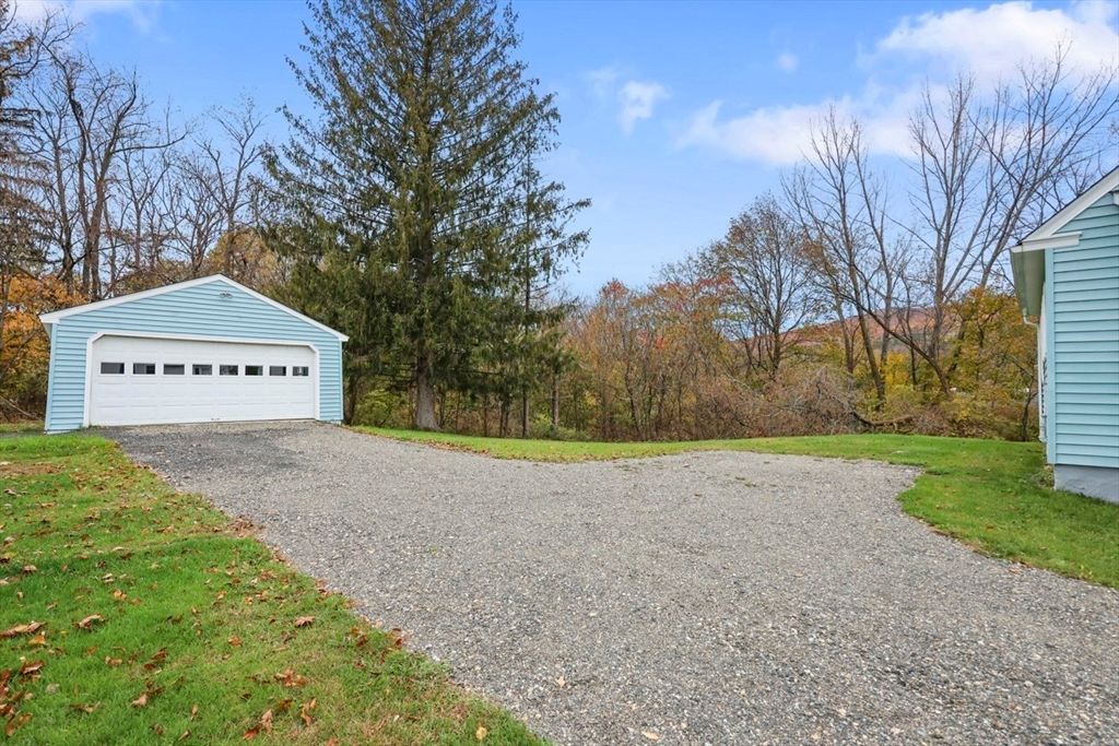 Backyard, Detached Garage, Exterior