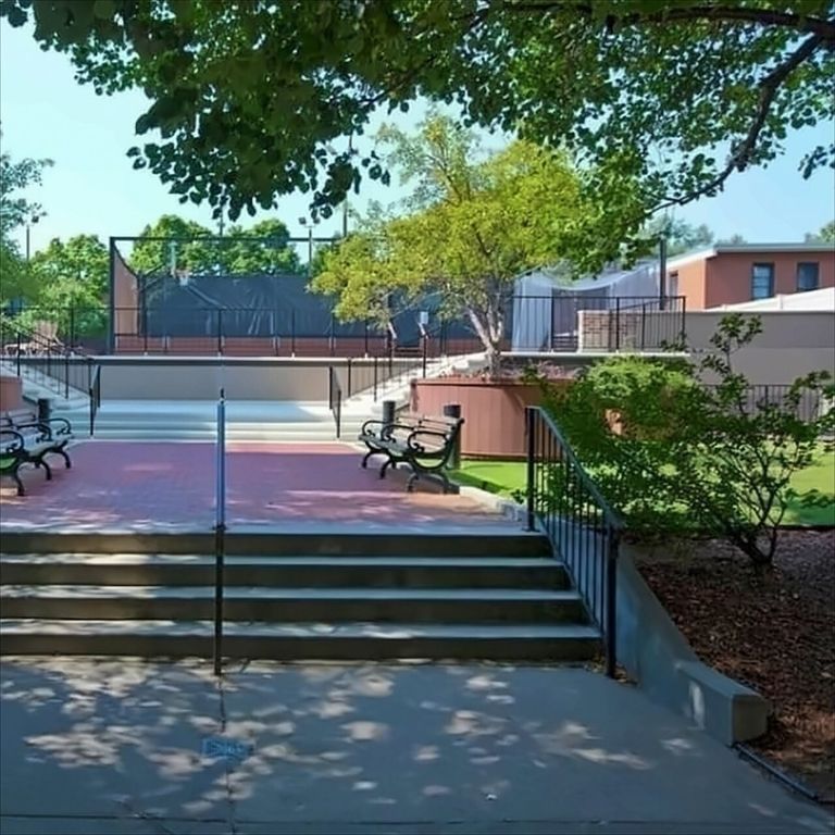 Exterior, Tennis Courts