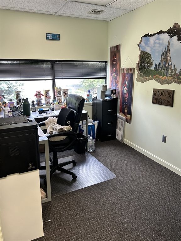 Home Office, Interior