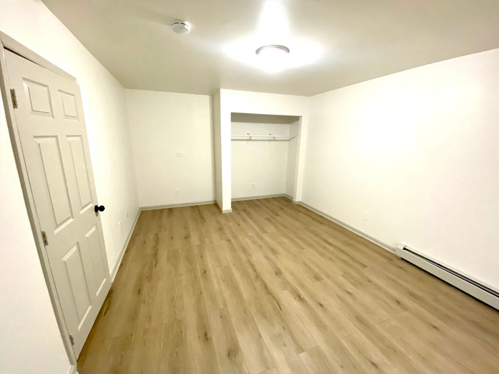 Empty room, Interior, Walk-in Closets, Wood Texture Flooring