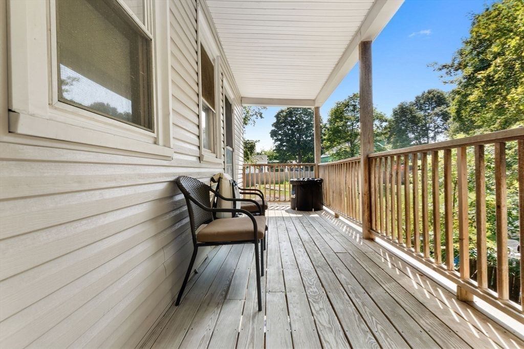 Exterior, Wood Texture Flooring
