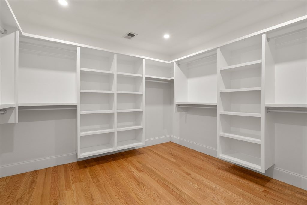 Interior, Recessed Lighting, Walk-in Closets, Wood Texture Flooring