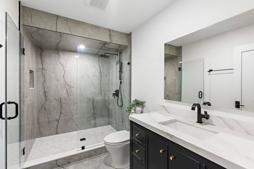 Fitness Equipment, Interior, Recessed Lighting