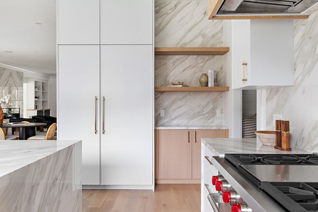 Dining room, Interior, Living room, Recessed Lighting, Wood Texture Flooring