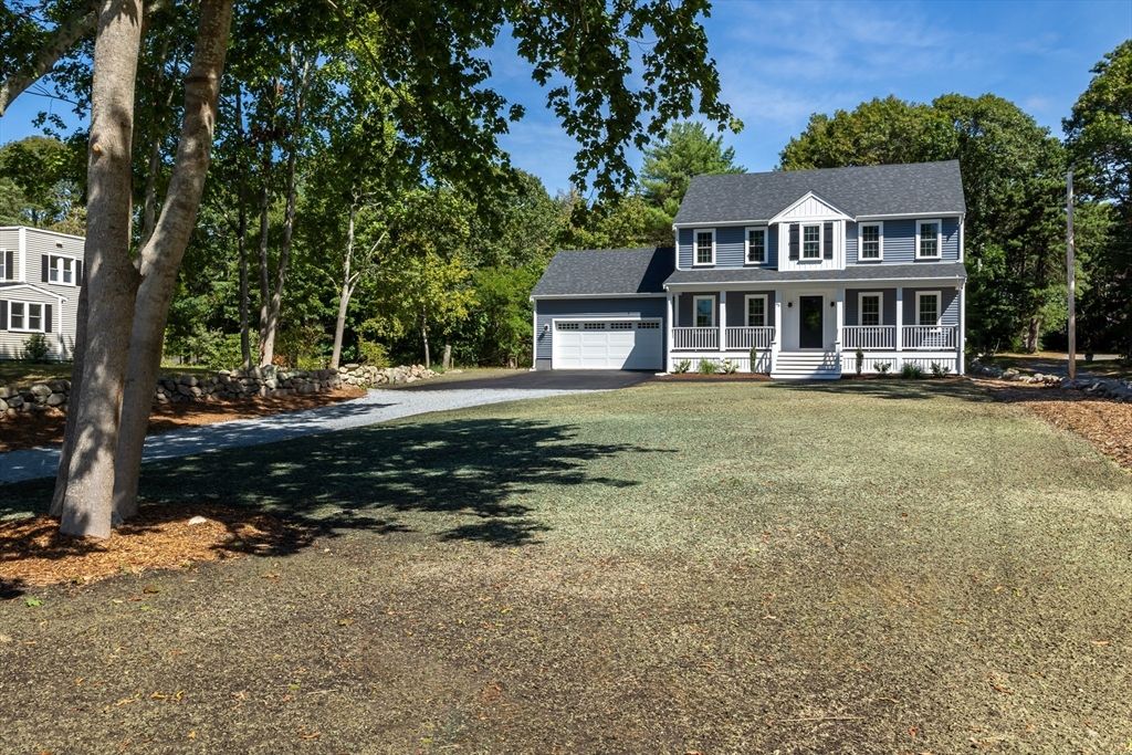 Attached, Backyard, Exterior, Facade, Georgian