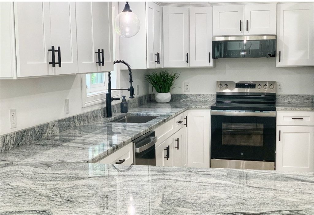 Interior, Kitchen, Pendant Lights, Stainless Steel Appliances