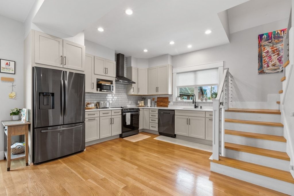 Interior, Kitchen, Recessed Lighting, Wood Texture Flooring