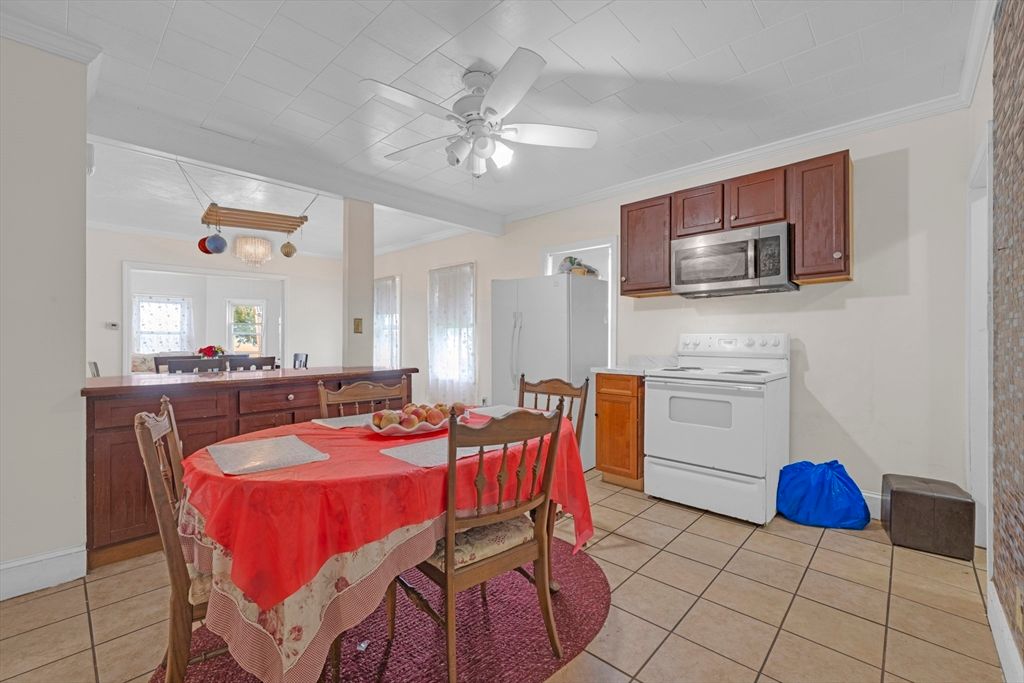 Dining room, Interior, Kitchen