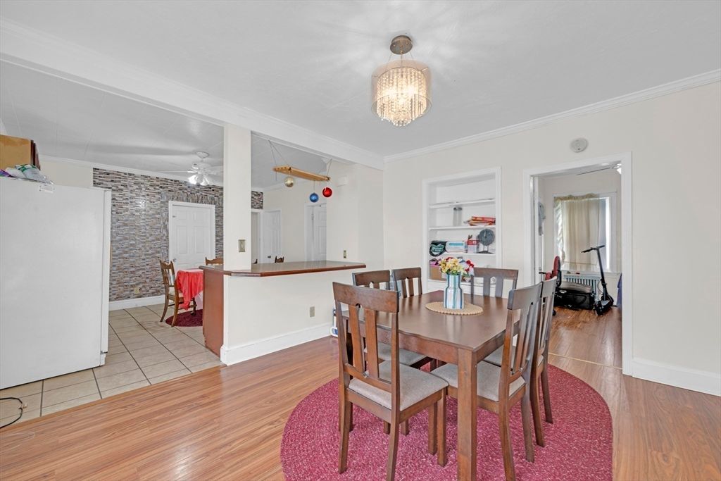Chandelier, Dining room, Interior, Kitchen, Wood Texture Flooring
