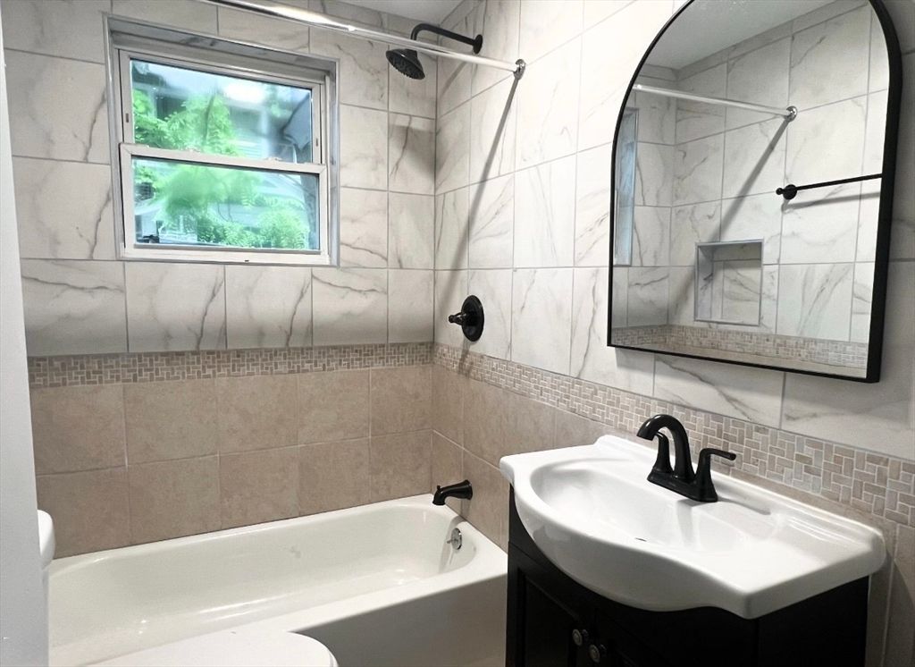 Bathroom, Interior, Marble Walls