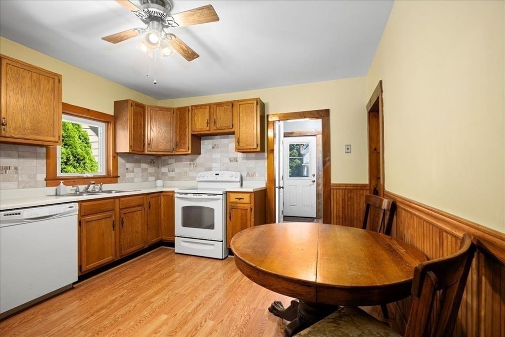 Dining room, Interior, Kitchen, Wood Texture Flooring