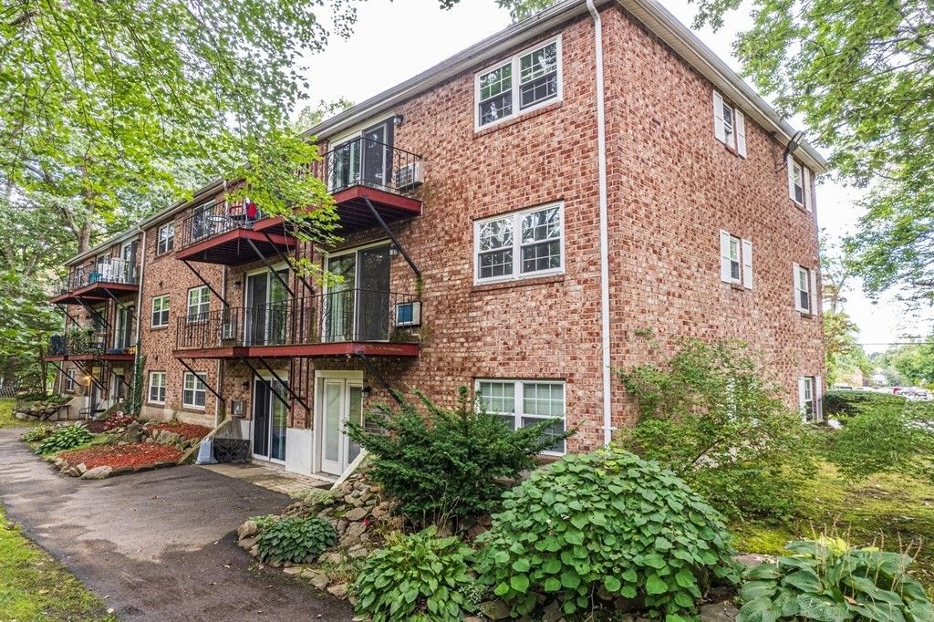 Exterior, Facade, Brick Facade, Tudor Revival