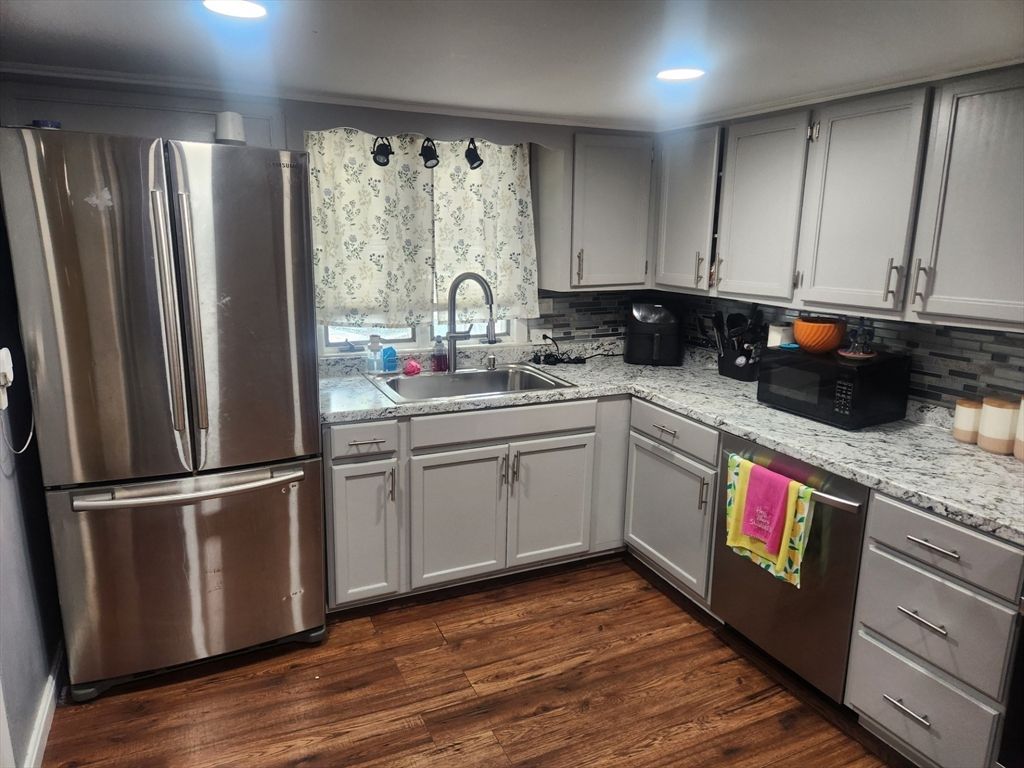 Interior, Kitchen, Recessed Lighting, Stainless Steel Appliances, Wood Texture Flooring