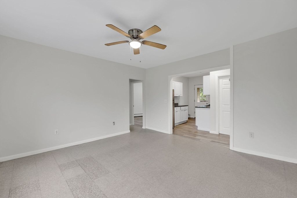 Empty room, Interior, Kitchen