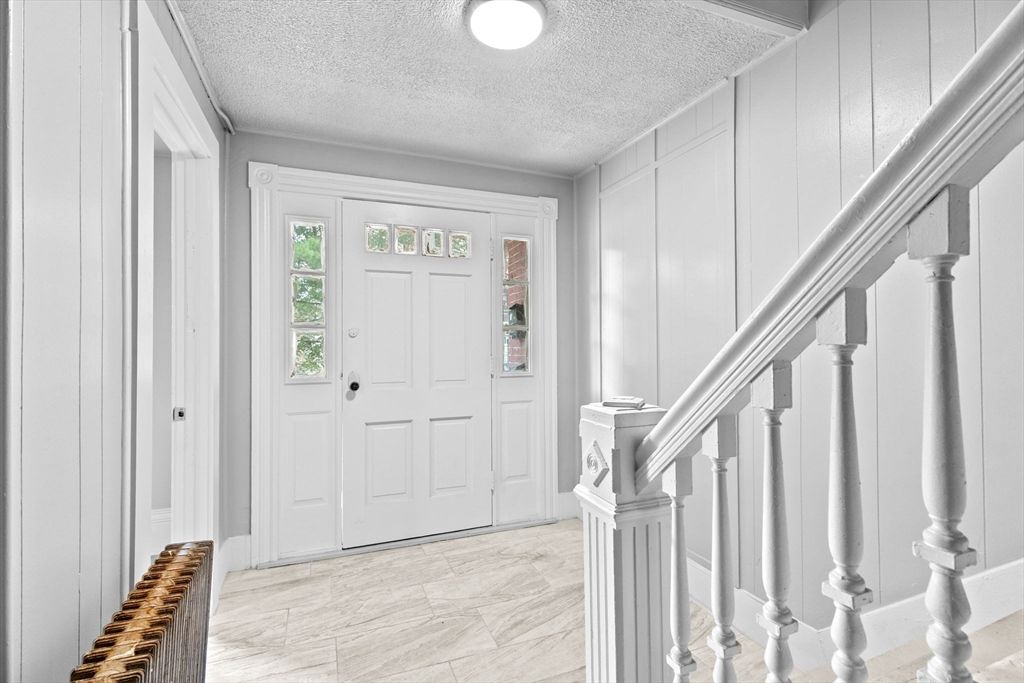 Interior, Marble, Recessed Lighting