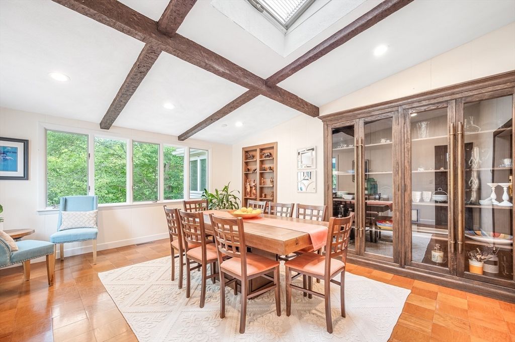 Dining room, Interior, Recessed Lighting, Wooden Beams, Wood Texture Flooring