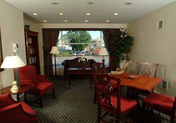 Dining room, Interior, Living room, Recessed Lighting