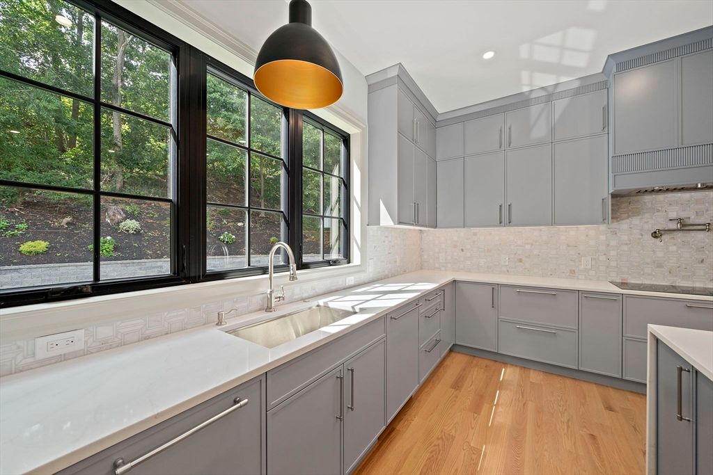Interior, Kitchen, Pendant Lights, Recessed Lighting, Wood Texture Flooring